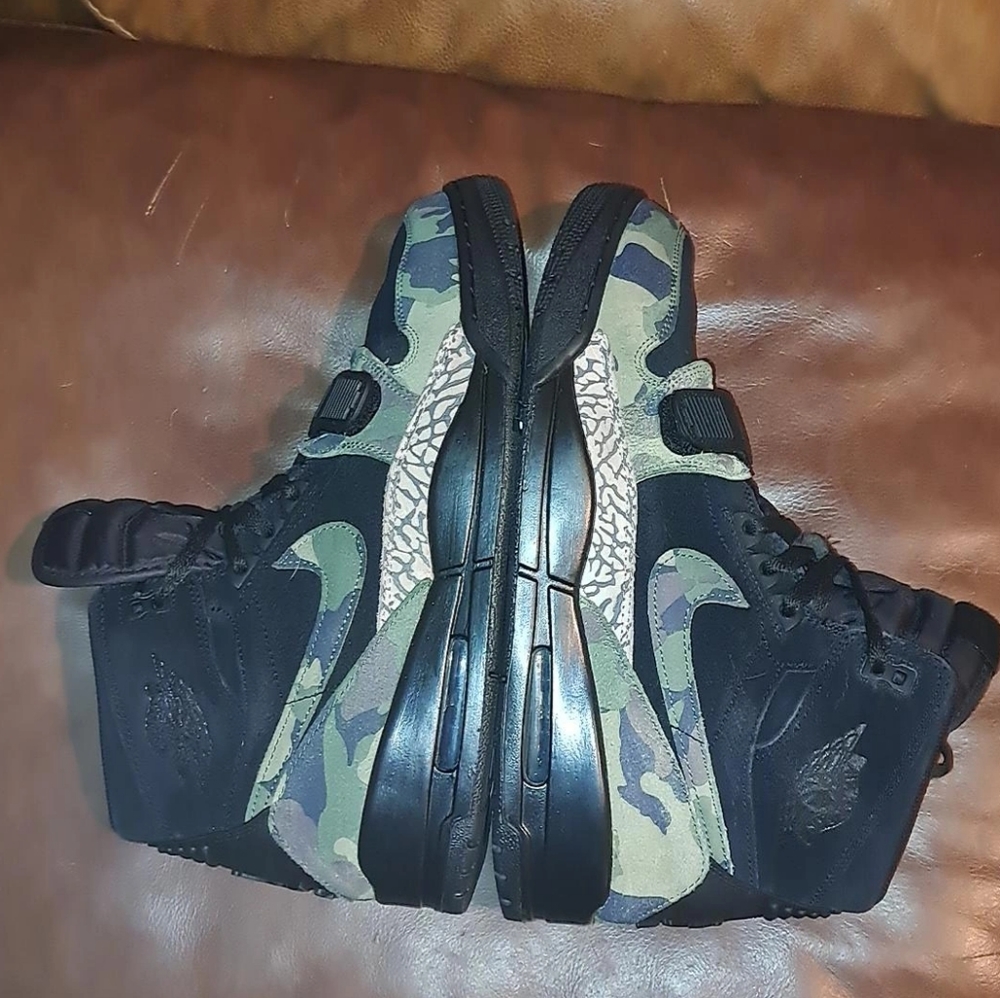 Jordan Legacy 312